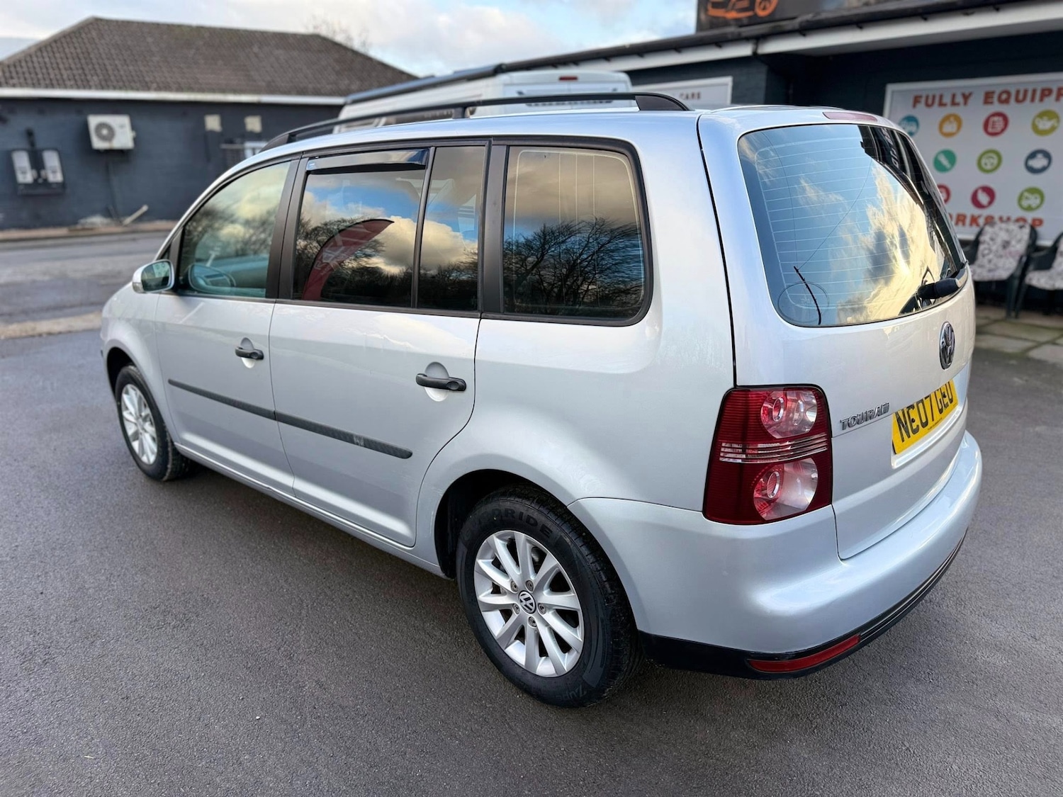 Used Volkswagen Touran 2007 for sale - 76906149: Photo 3