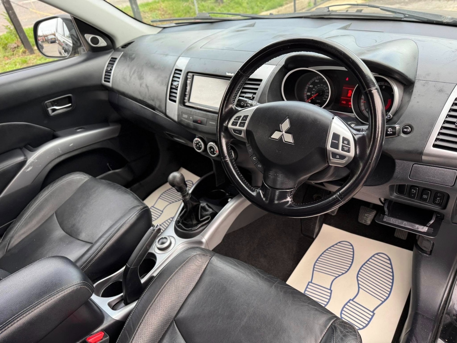 Used Mitsubishi Outlander 2009 for sale - 76343038: Photo 12