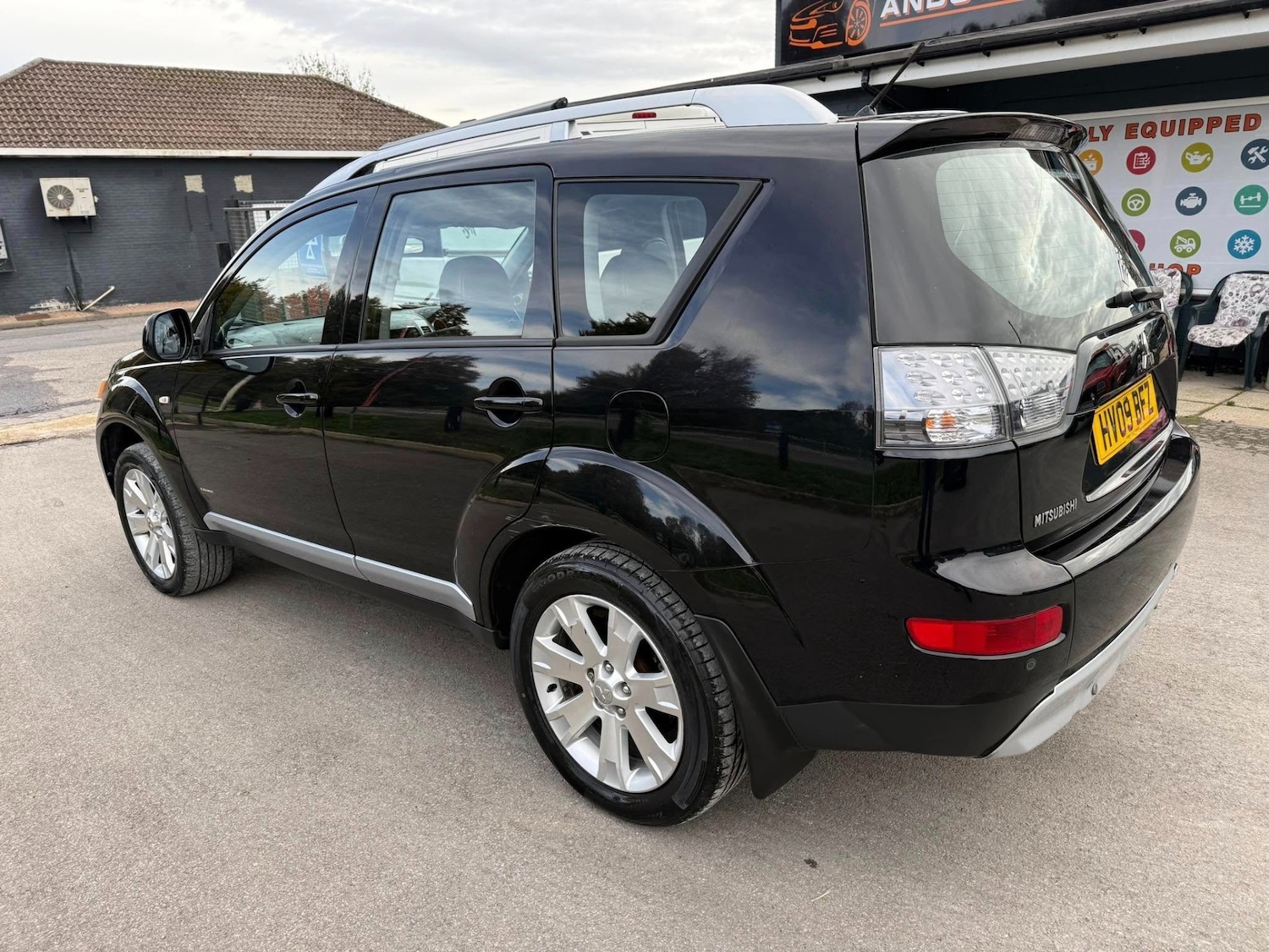 Used Mitsubishi Outlander 2009 for sale - 76343038: Photo 3
