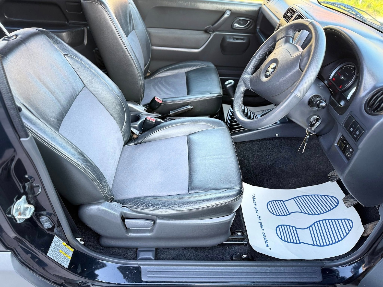 Used Suzuki Jimny 2010 for sale - 77045515: Photo 14