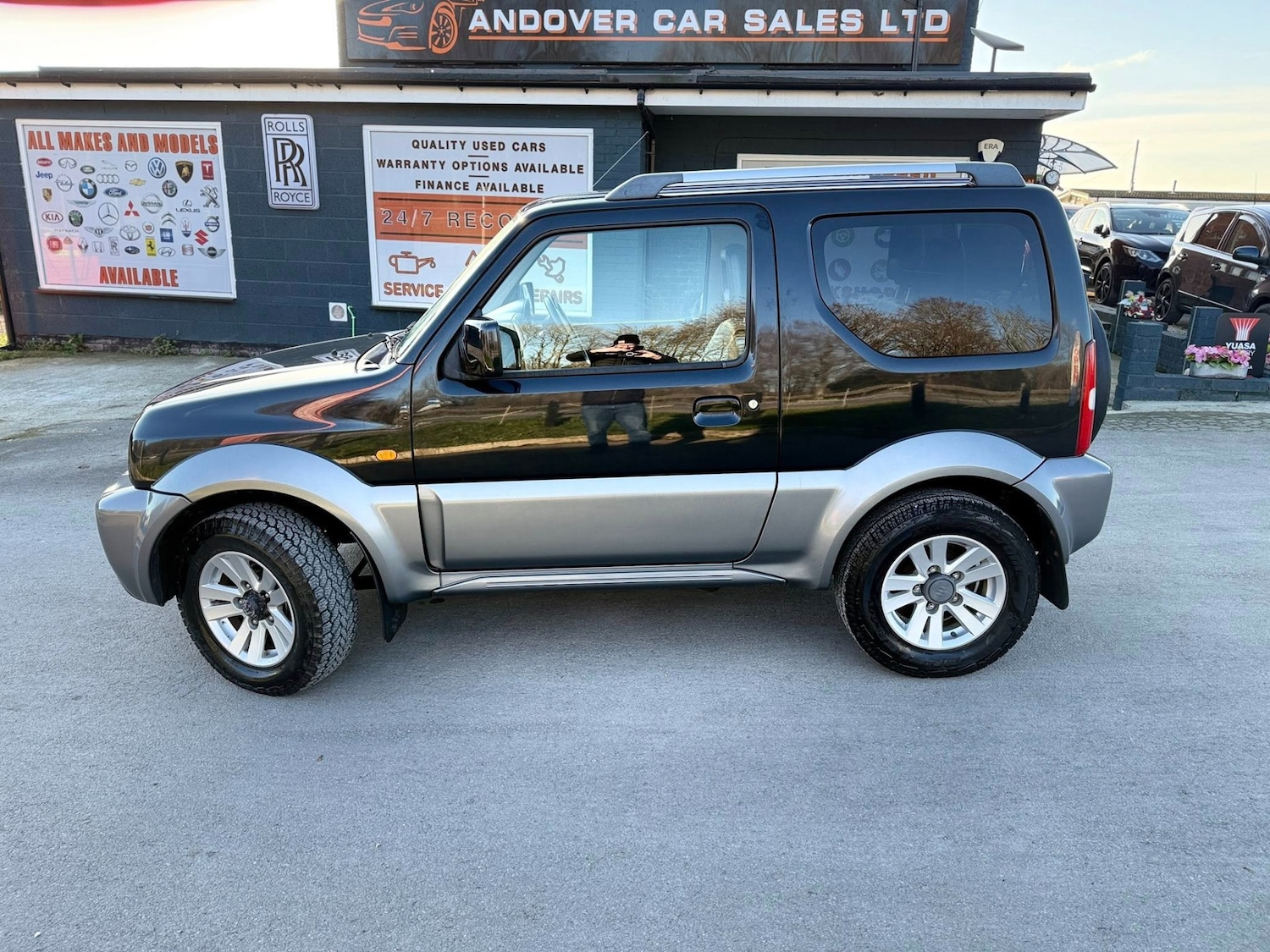 Used Suzuki Jimny 2010 for sale - 77045515: Photo 3