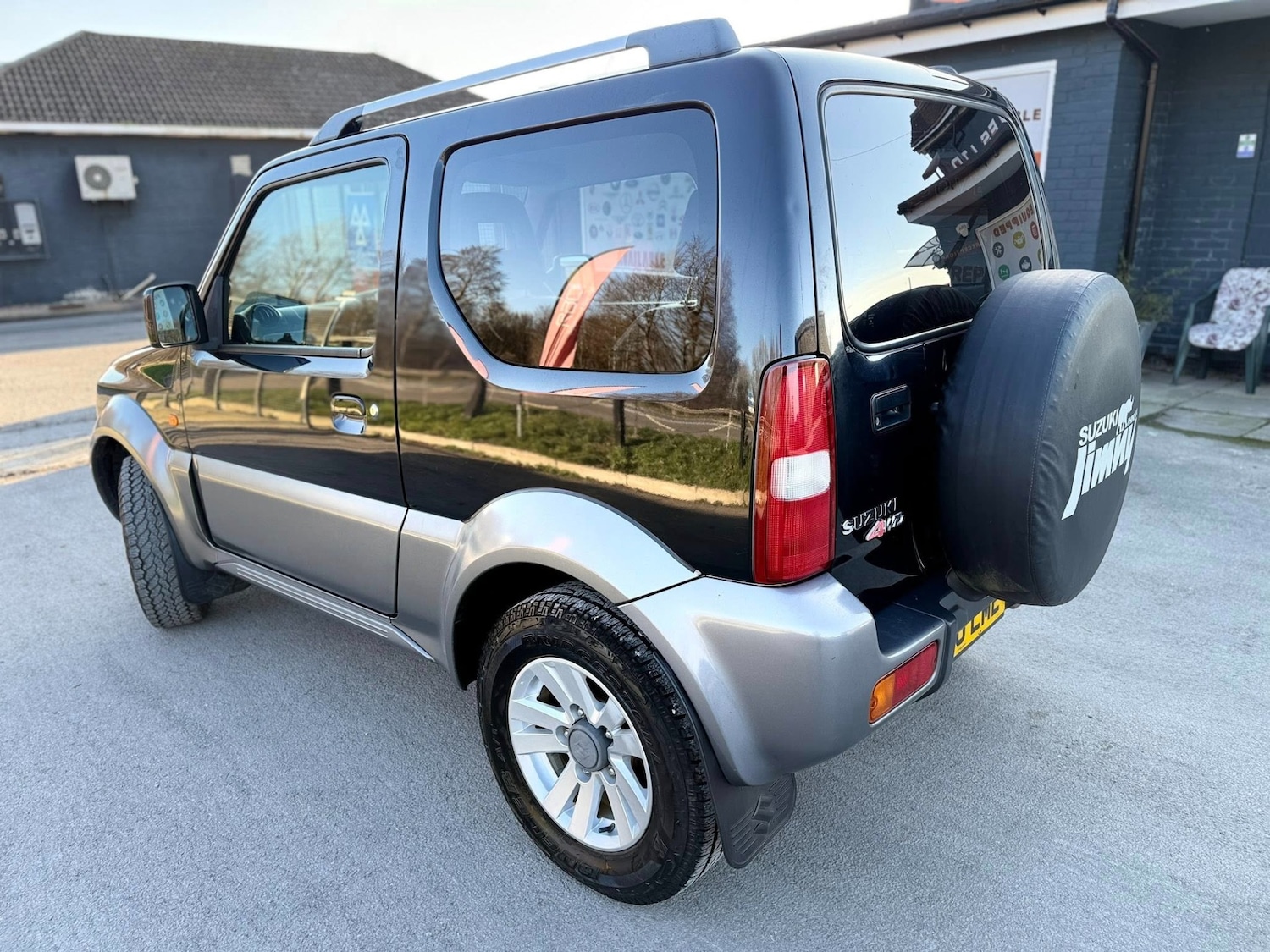 Used Suzuki Jimny 2010 for sale - 77045515: Photo 5