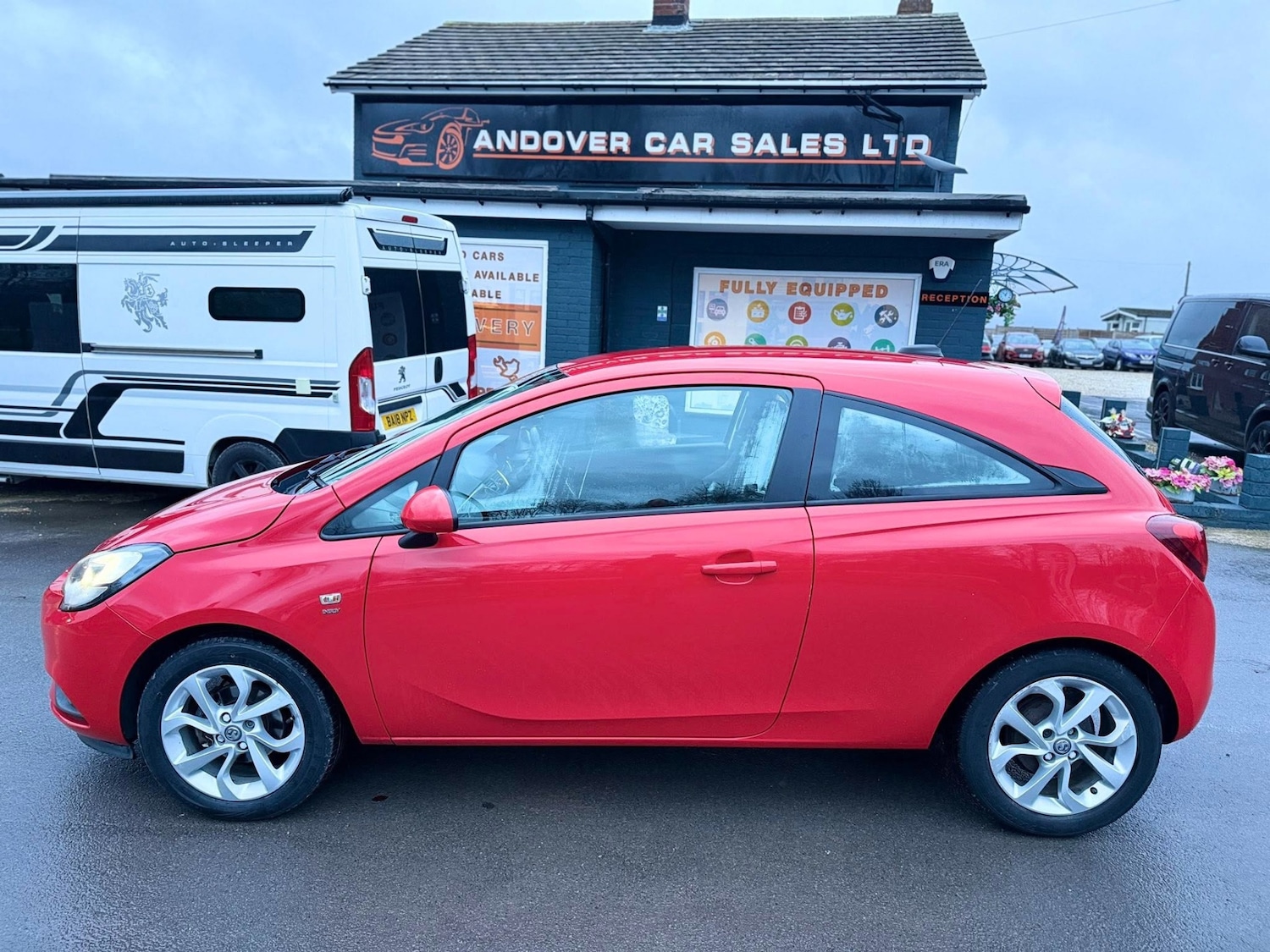 Used Vauxhall Corsa 2016 for sale - 76861912: Photo 2