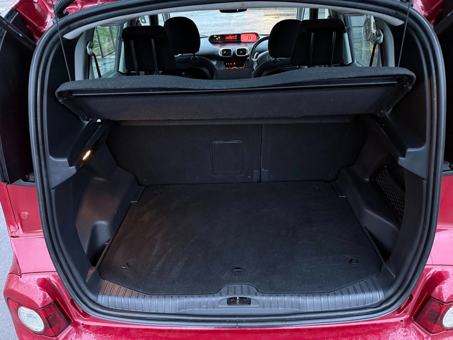 Used Citroen C3 Picasso 2012 for sale - 76948573: Photo 18