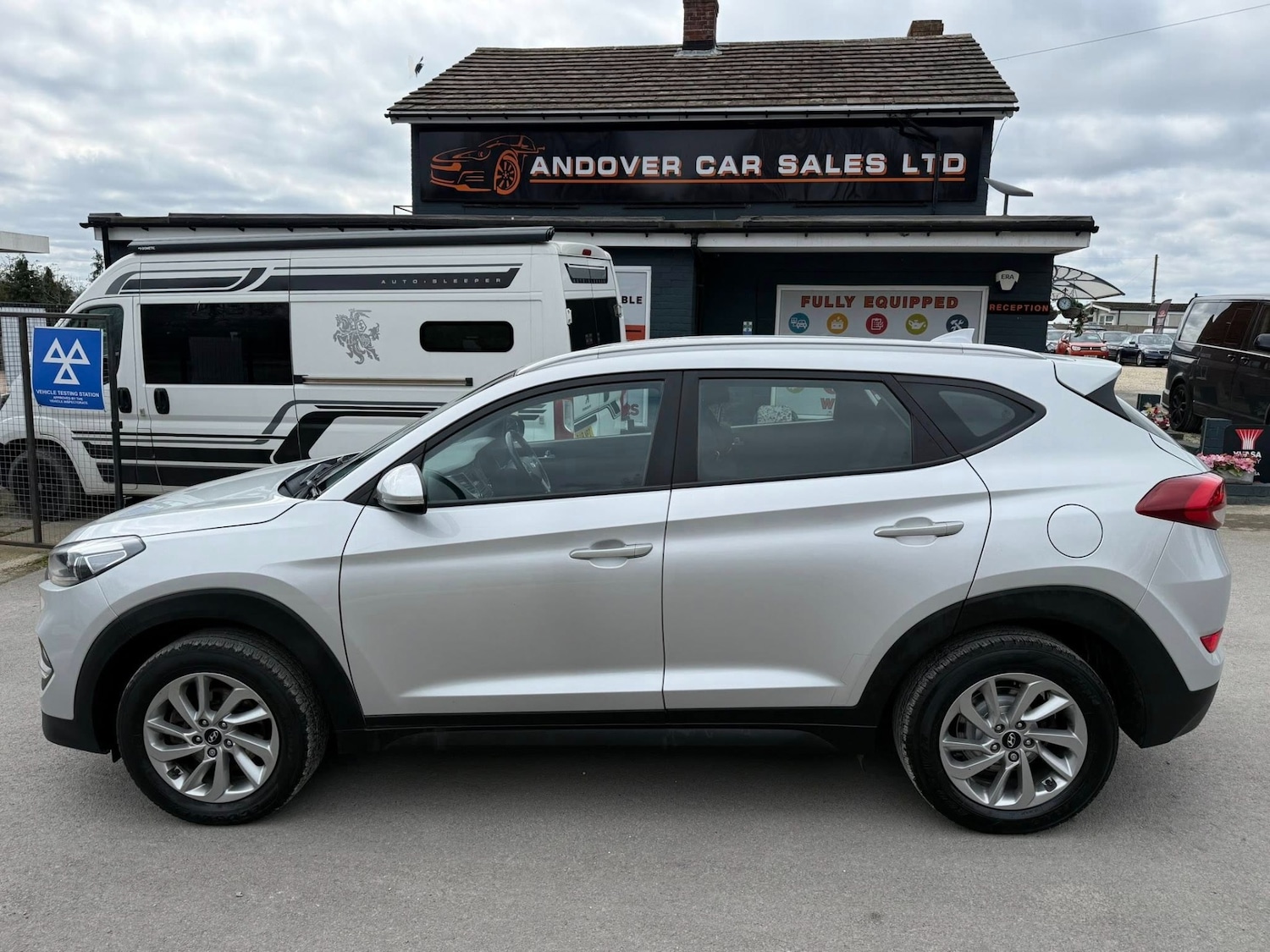 Used Hyundai TUCSON 2016 for sale - 78106447: Photo 2