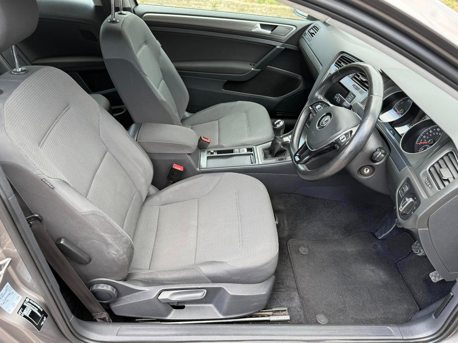 Used Volkswagen Golf 2013 for sale - 77789111: Photo 12