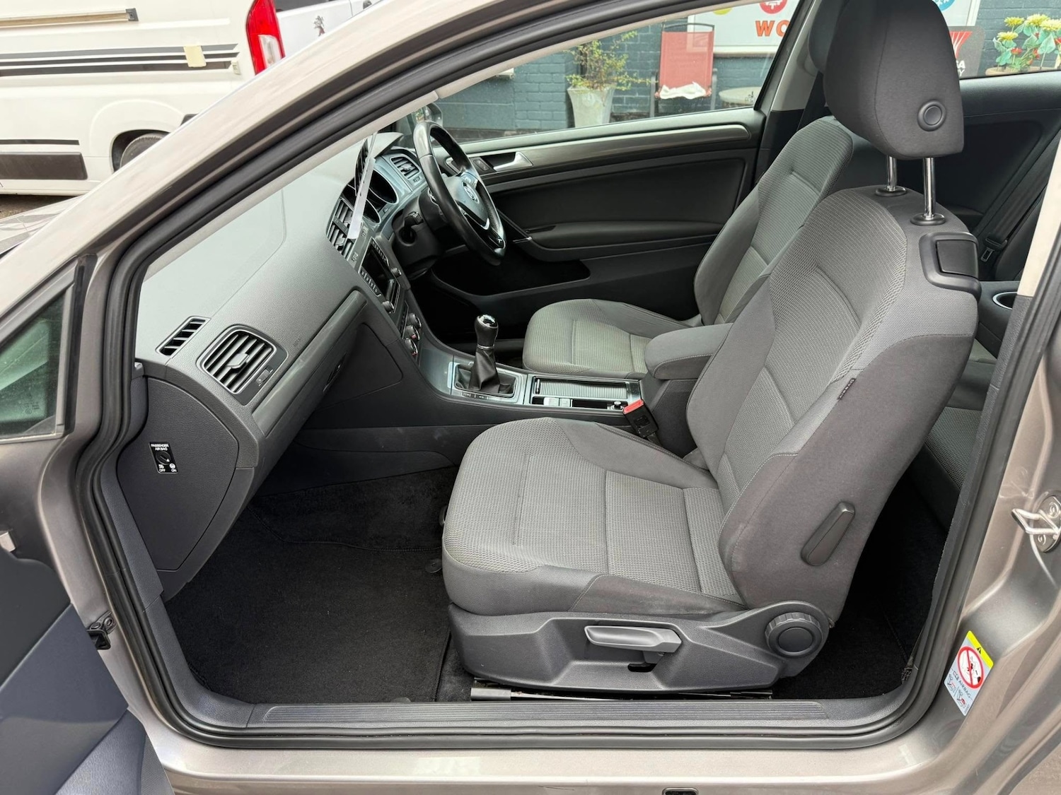 Used Volkswagen Golf 2013 for sale - 77789111: Photo 16