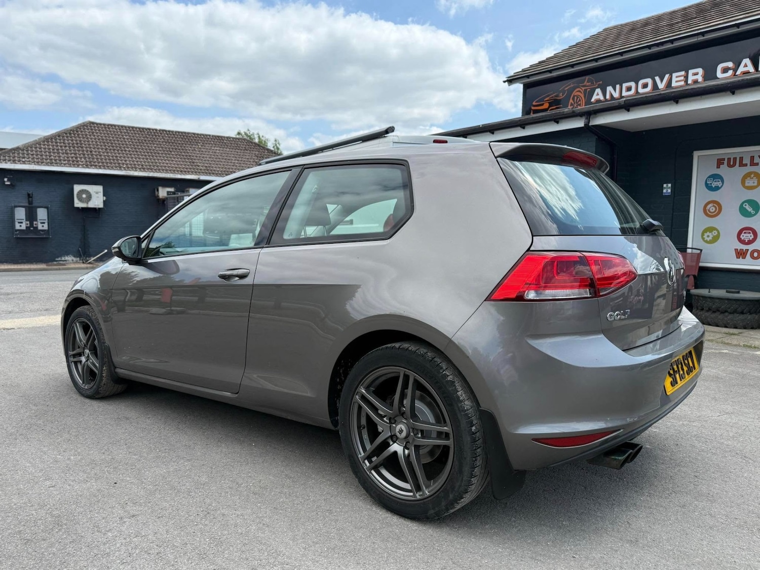 Used Volkswagen Golf 2013 for sale - 77789111: Photo 3