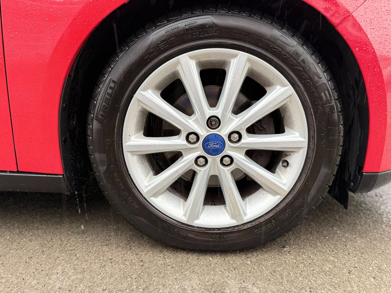 Used Ford Focus 2015 for sale - 76982619: Photo 11