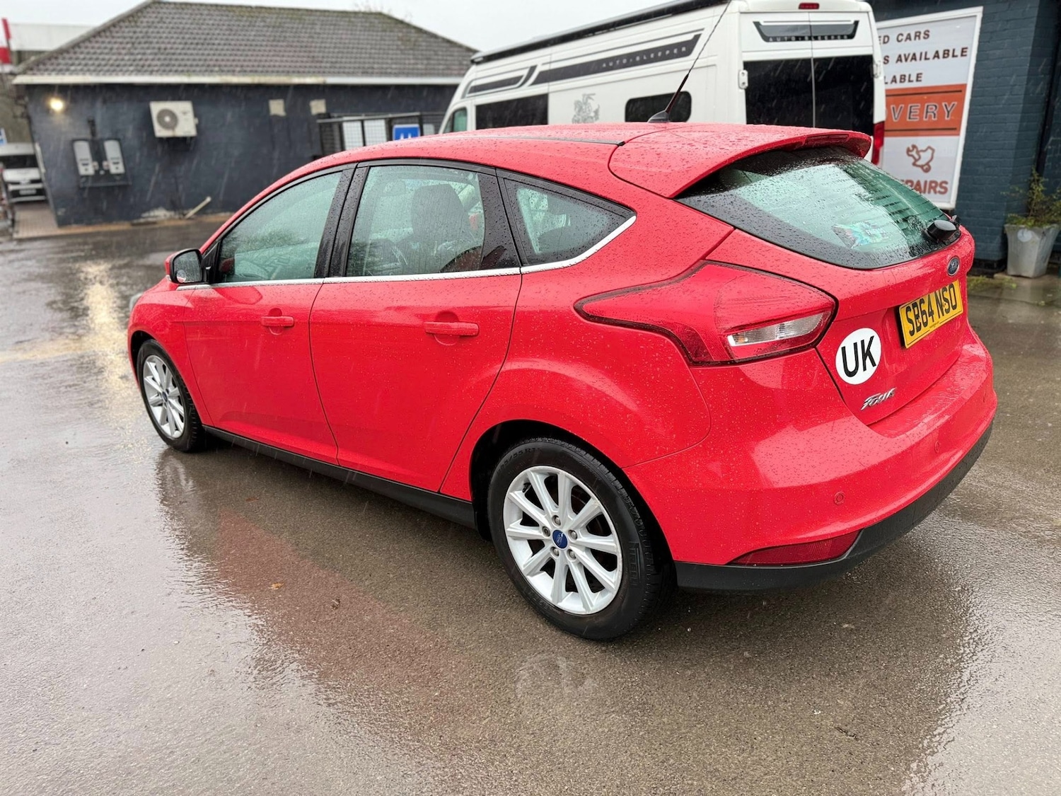 Used Ford Focus 2015 for sale - 76982619: Photo 3