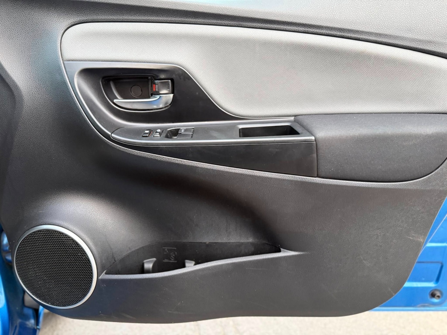 Used Toyota Yaris 2015 for sale - 77811111: Photo 13