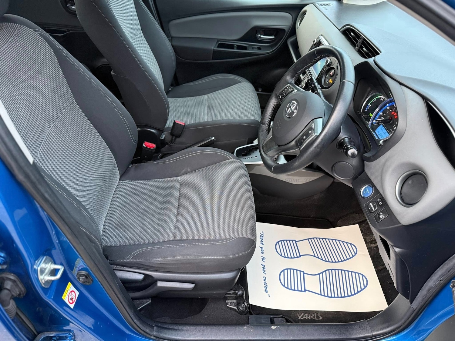 Used Toyota Yaris 2015 for sale - 77811111: Photo 14