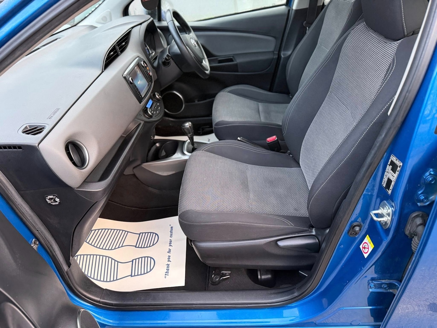 Used Toyota Yaris 2015 for sale - 77811111: Photo 18