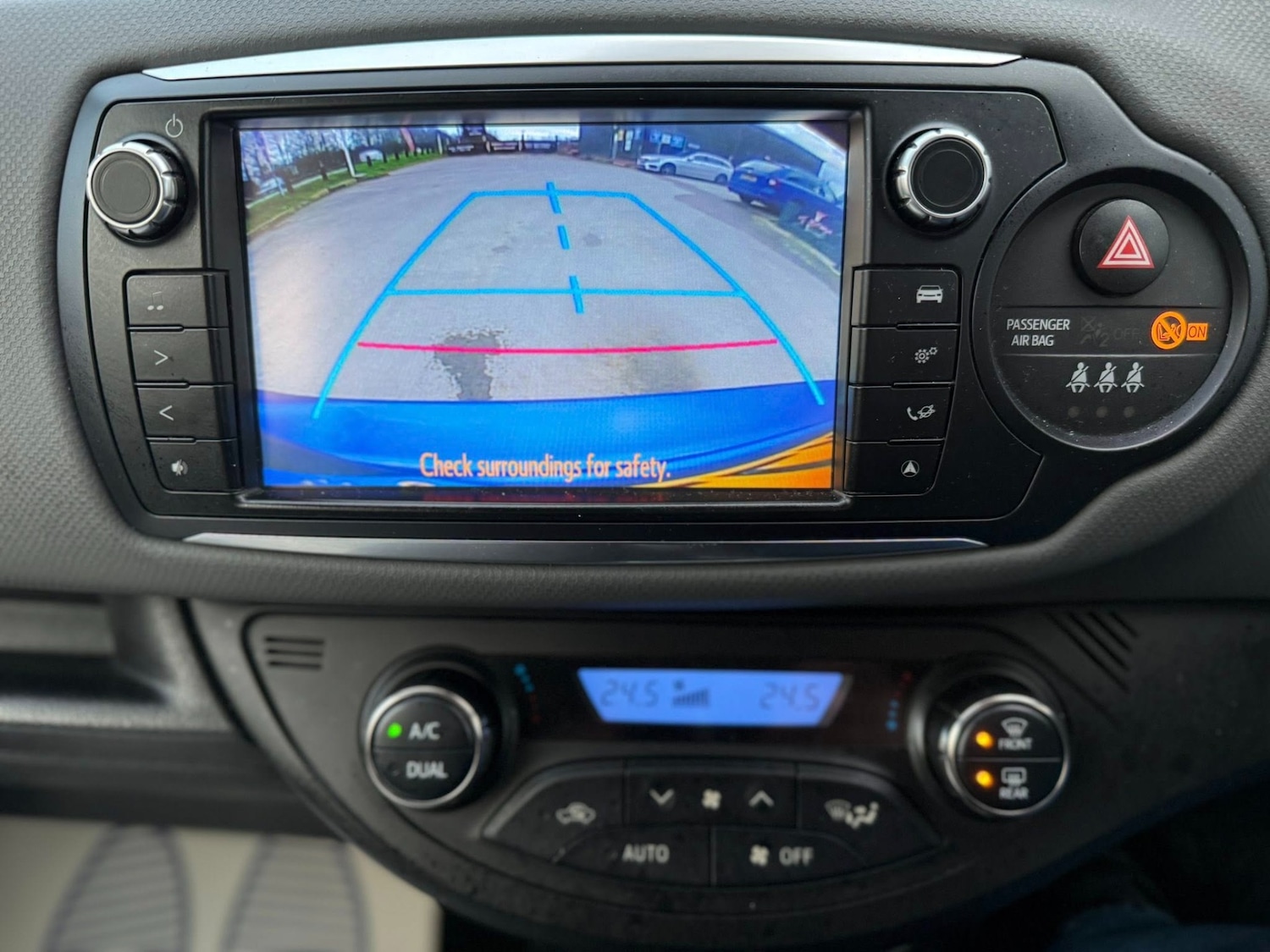 Used Toyota Yaris 2015 for sale - 77811111: Photo 21