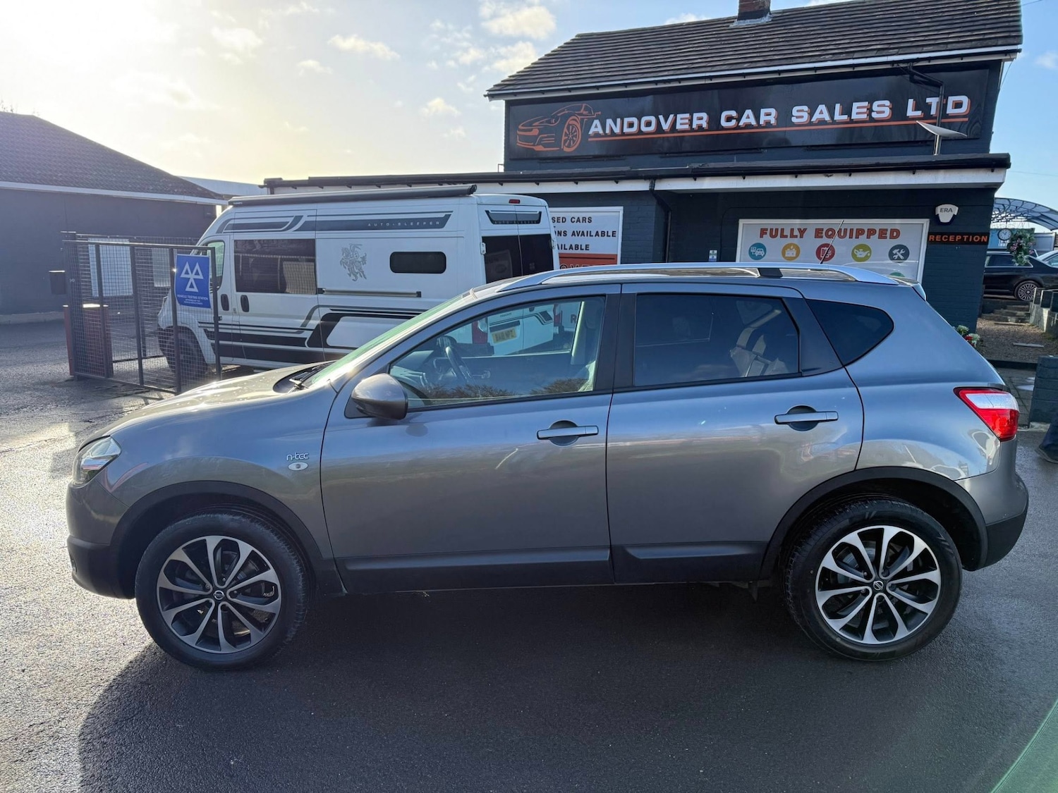 Used Nissan Qashqai 2012 for sale - 77567377: Photo 2