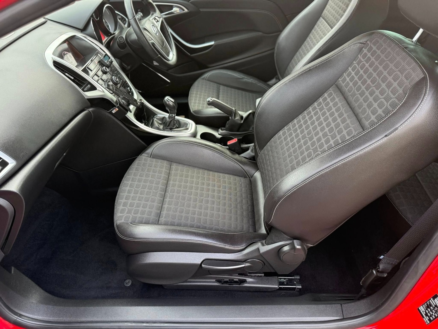 Used Vauxhall Astra GTC 2013 for sale - 77568569: Photo 16