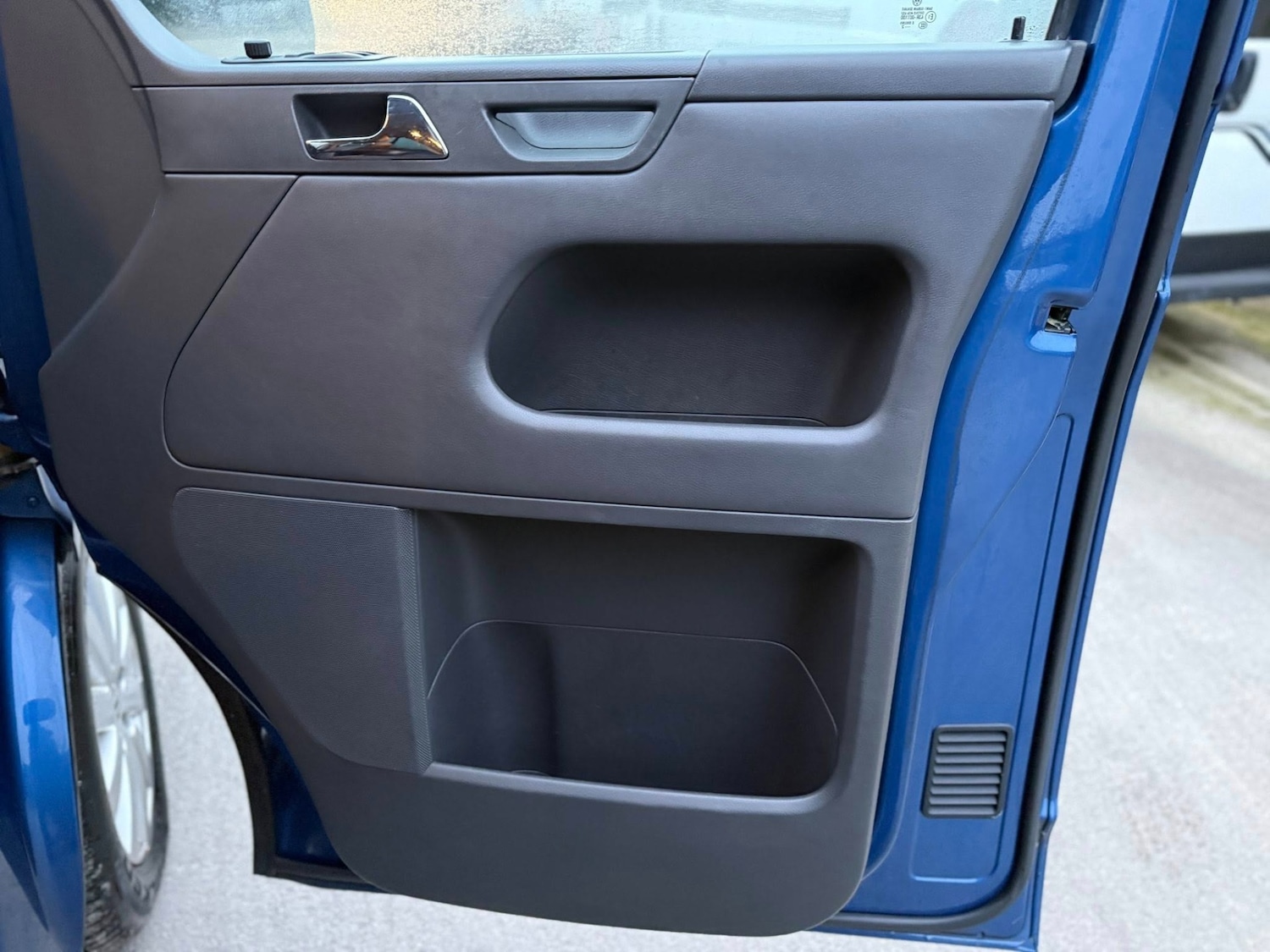 Used Volkswagen Caravelle 2013 for sale - 77742551: Photo 12