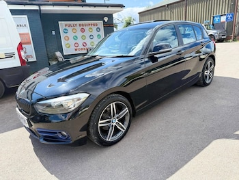 2016 (66) - 116d Sport 5dr [Nav]