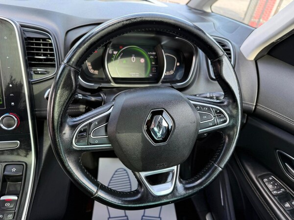 Used Renault Grand Scenic 2017 for sale - 75249411: Photo 21