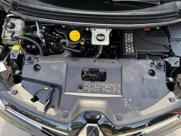 Used Renault Grand Scenic 2017 for sale - 75249411: Photo 22