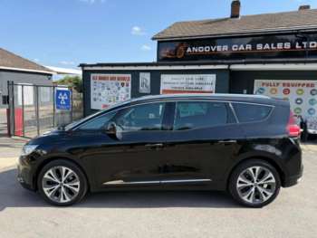 Used Renault Grand Scenic 2017 for sale - 75249411: Photo