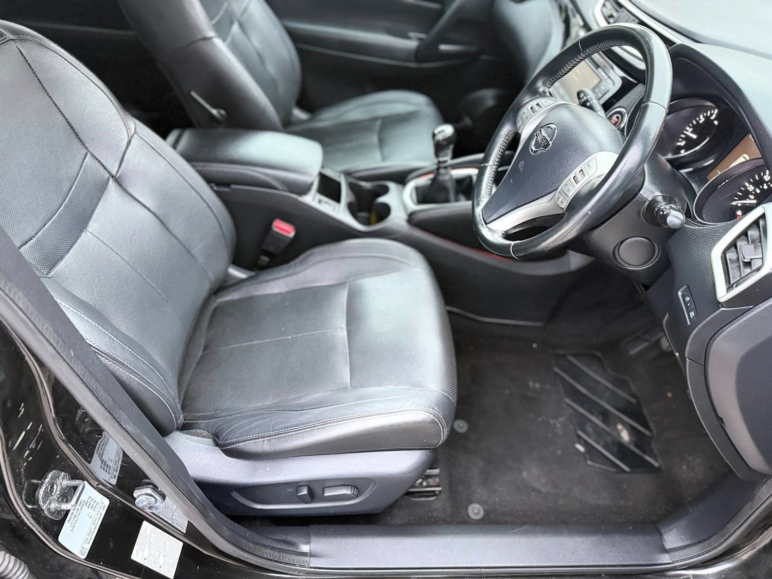 Used Nissan Qashqai 2015 for sale - 77036137: Photo 14