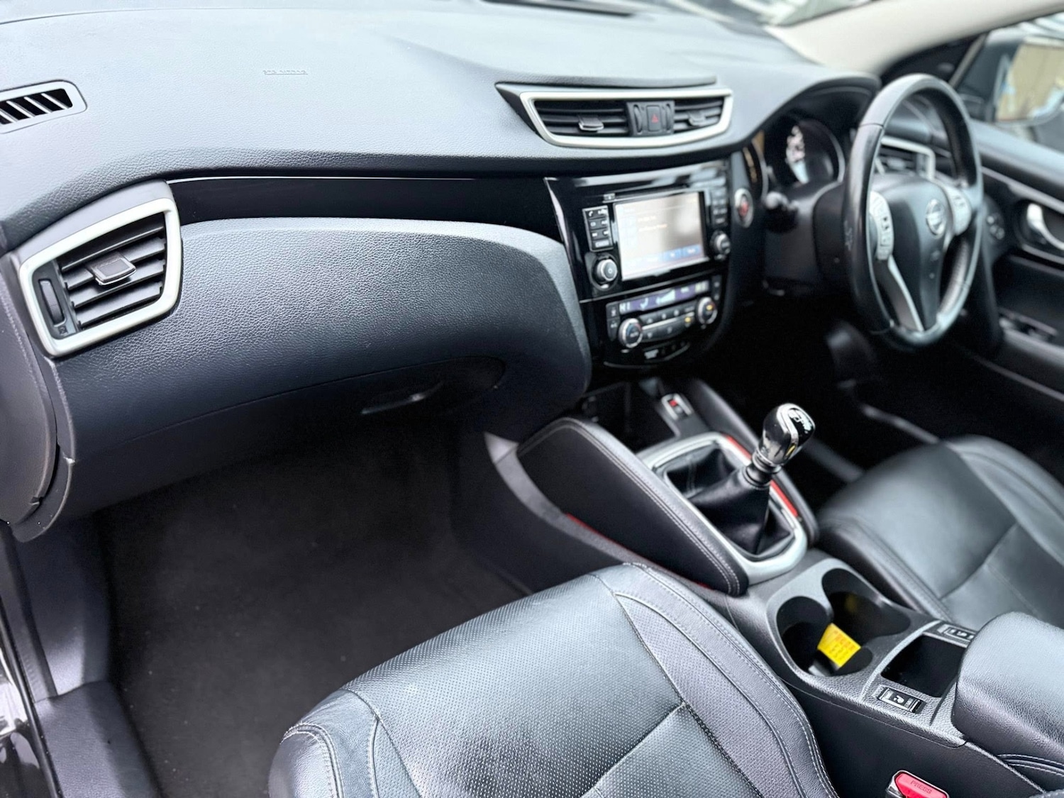 Used Nissan Qashqai 2015 for sale - 77036137: Photo 22