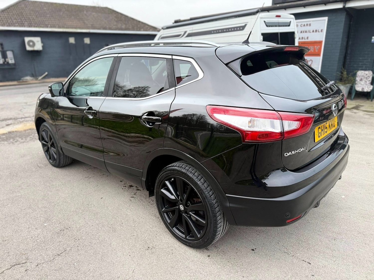 Used Nissan Qashqai 2015 for sale - 77036137: Photo 3