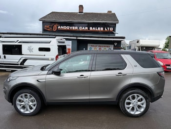 Used Land Rover Discovery Sport 2016 for sale - 78777115: Photo