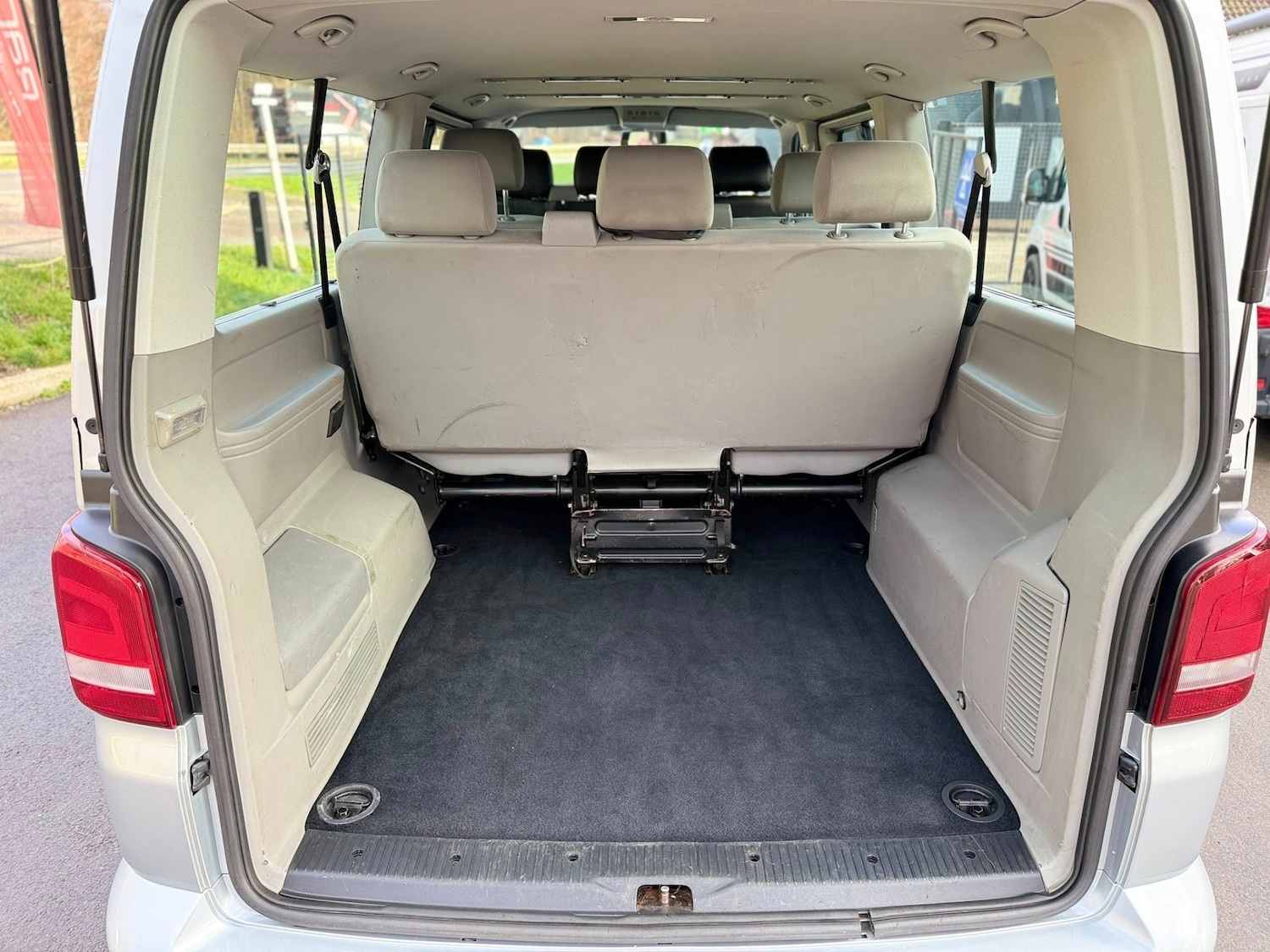 Used Volkswagen Transporter Shuttle 2012 for sale - 76905718: Photo 17