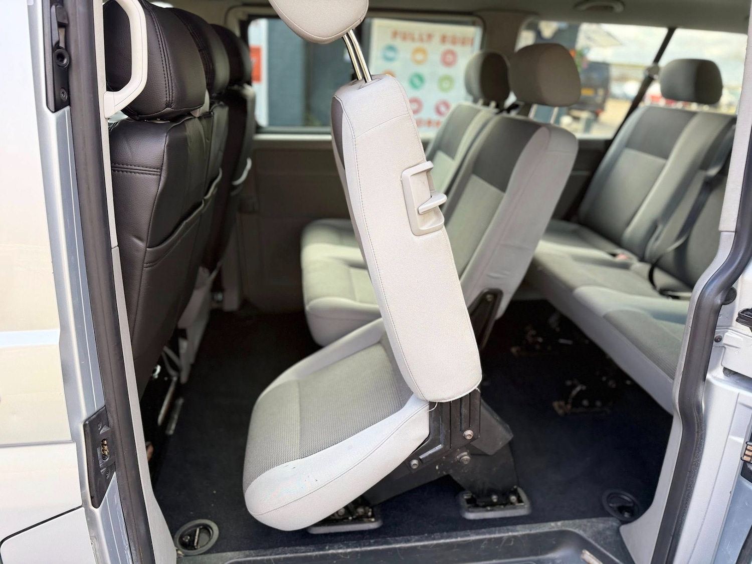 Used Volkswagen Transporter Shuttle 2012 for sale - 76905718: Photo 18