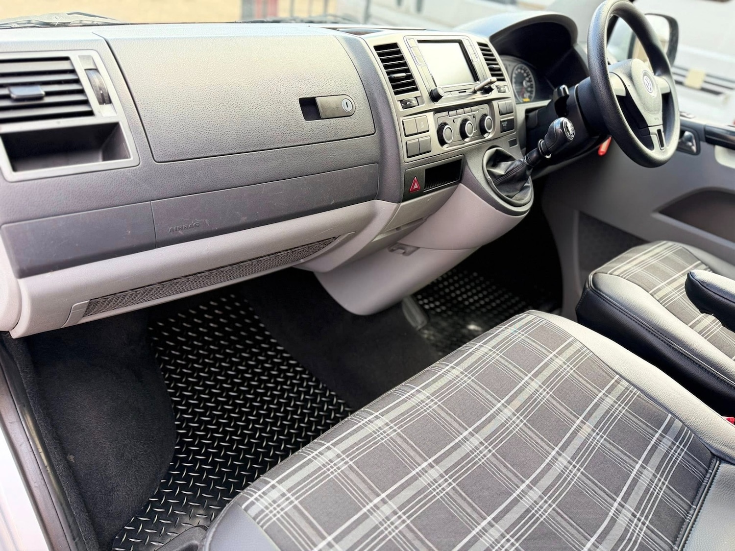 Used Volkswagen Transporter Shuttle 2012 for sale - 76905718: Photo 20