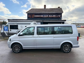 Used Volkswagen Transporter Shuttle 2012 for sale - 76905718: Photo