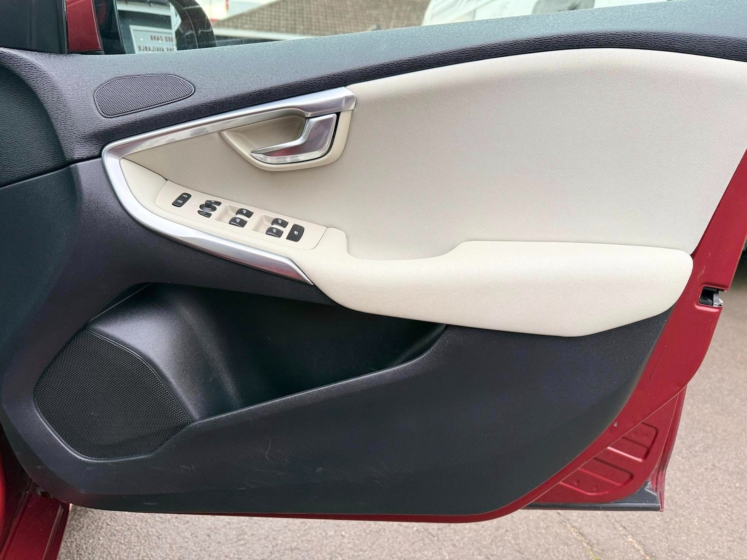 Used Volvo V40 2013 for sale - 76402282: Photo 13