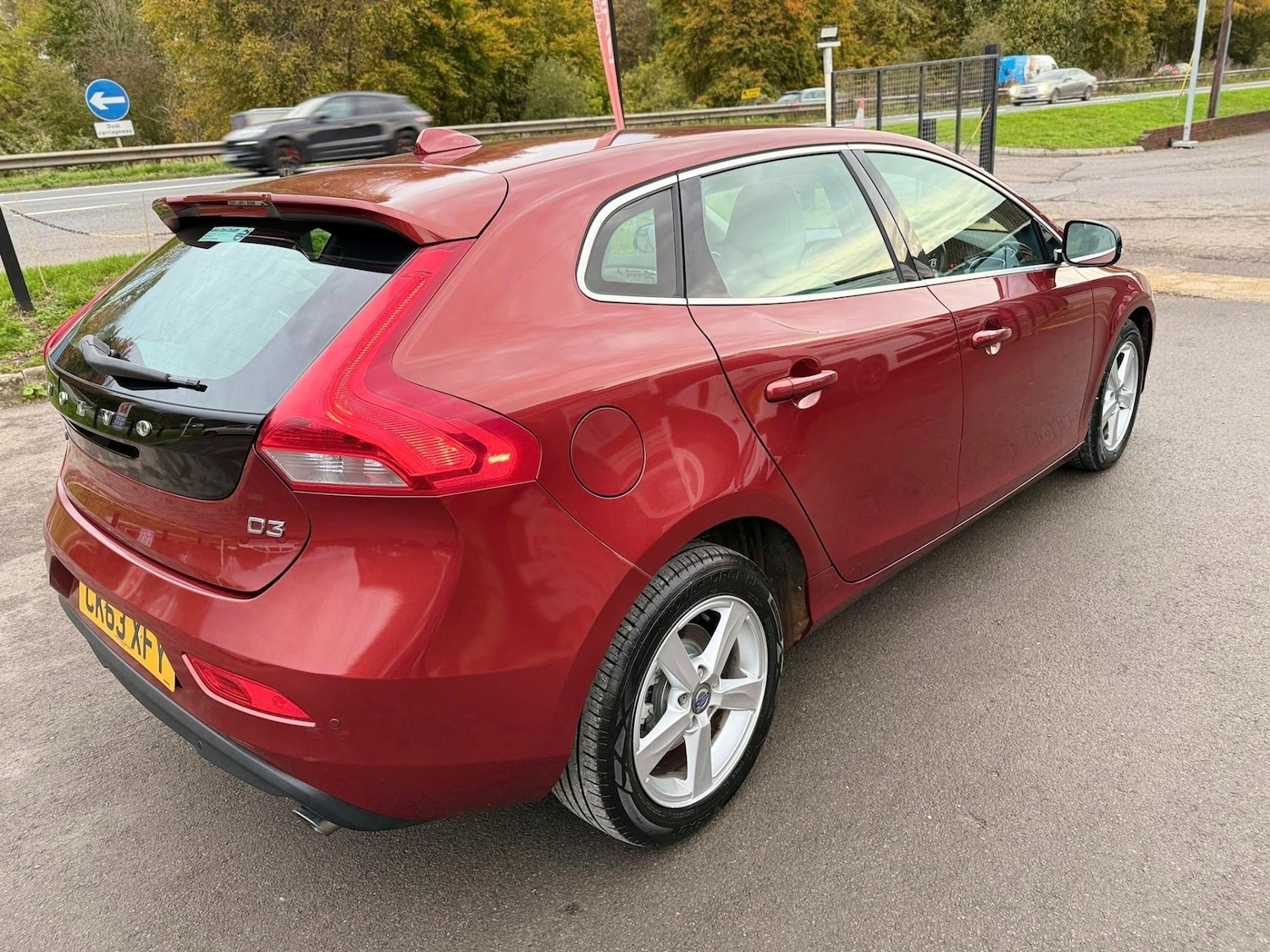 Used Volvo V40 2013 for sale - 76402282: Photo 6