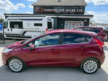 Used Ford Fiesta 2010 for sale - 78316275: Photo