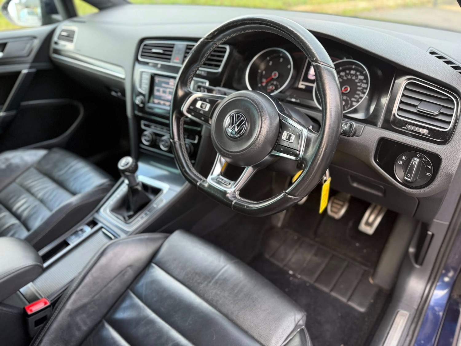 Used Volkswagen Golf 2015 for sale - 77220579: Photo 15