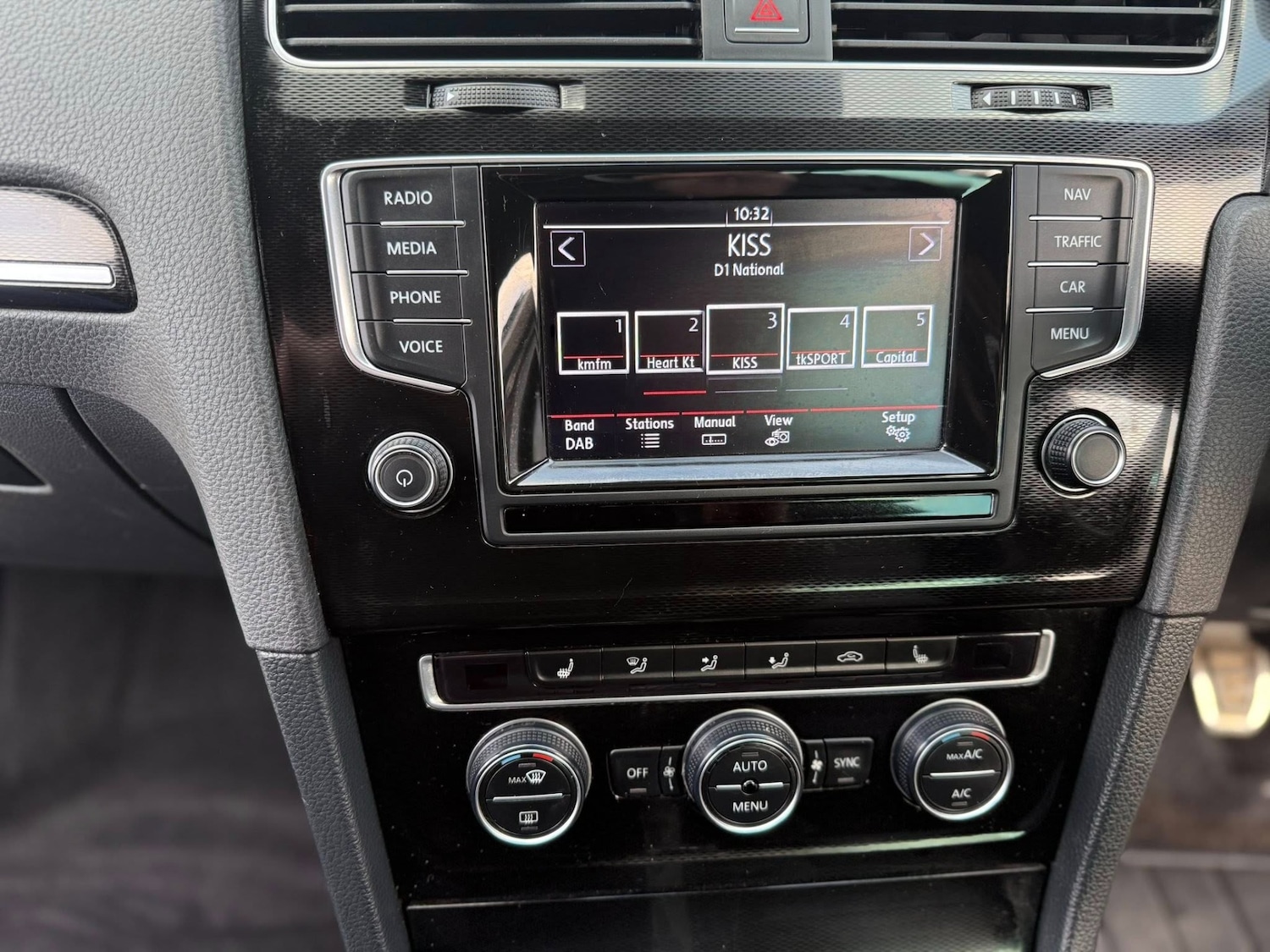 Used Volkswagen Golf 2015 for sale - 77220579: Photo 21