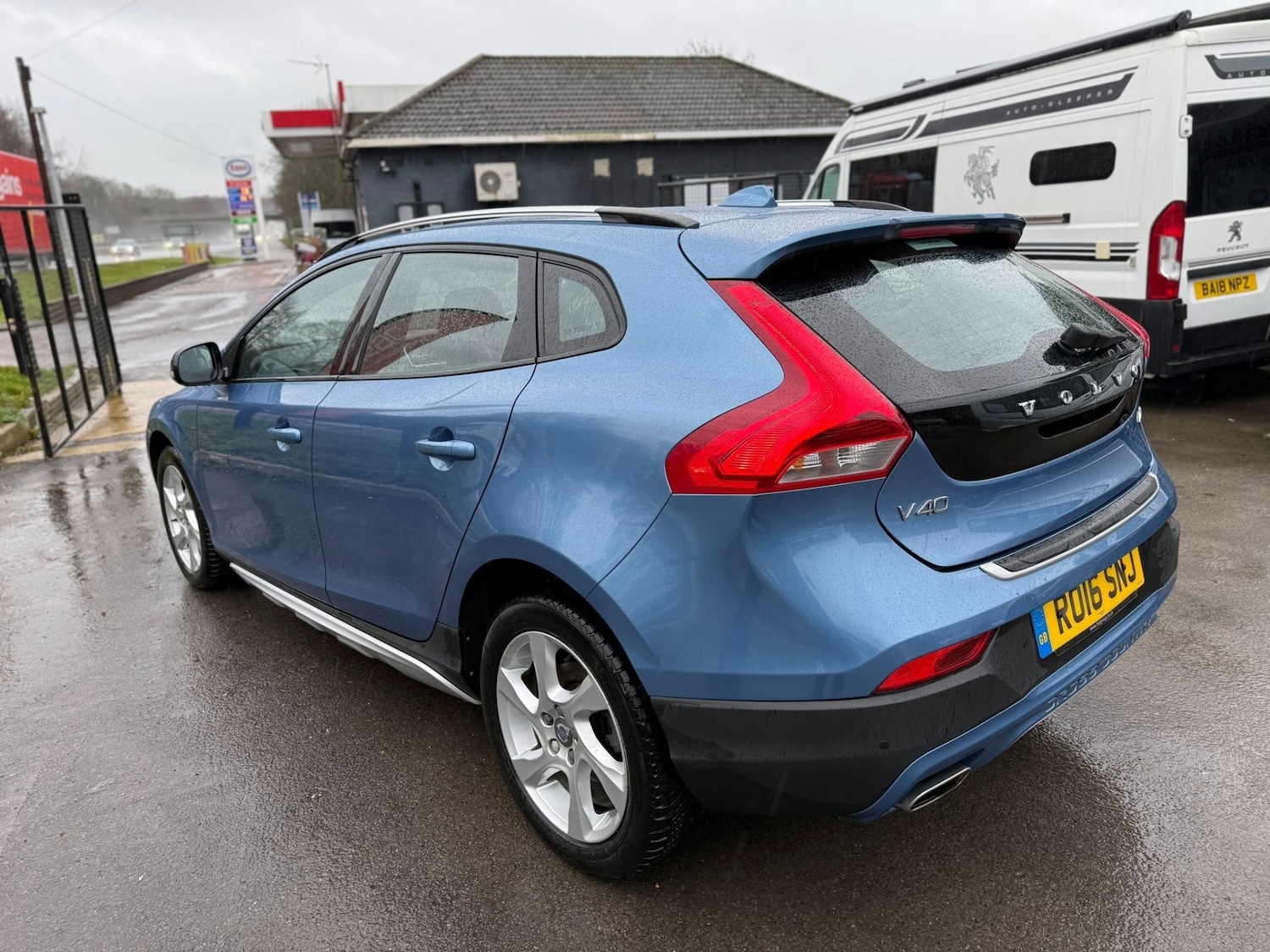 Used Volvo V40 2016 for sale - 77208203: Photo 3
