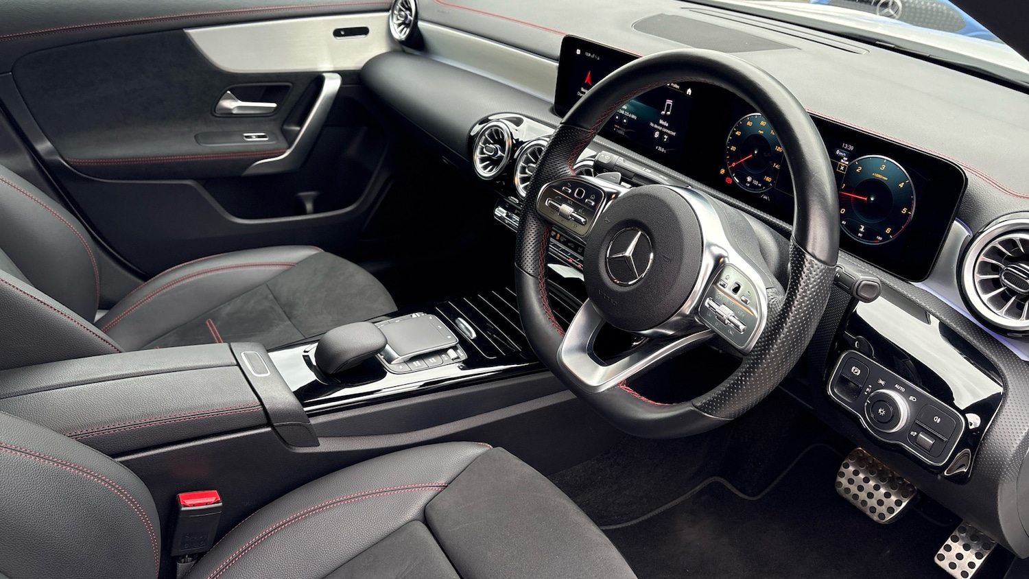 Used Mercedes-Benz CLA 2023 for sale - 76274372: Photo 11