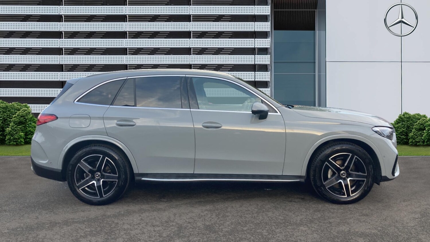 Used Mercedes-Benz GLC 2024 for sale - 76612525: Photo 5