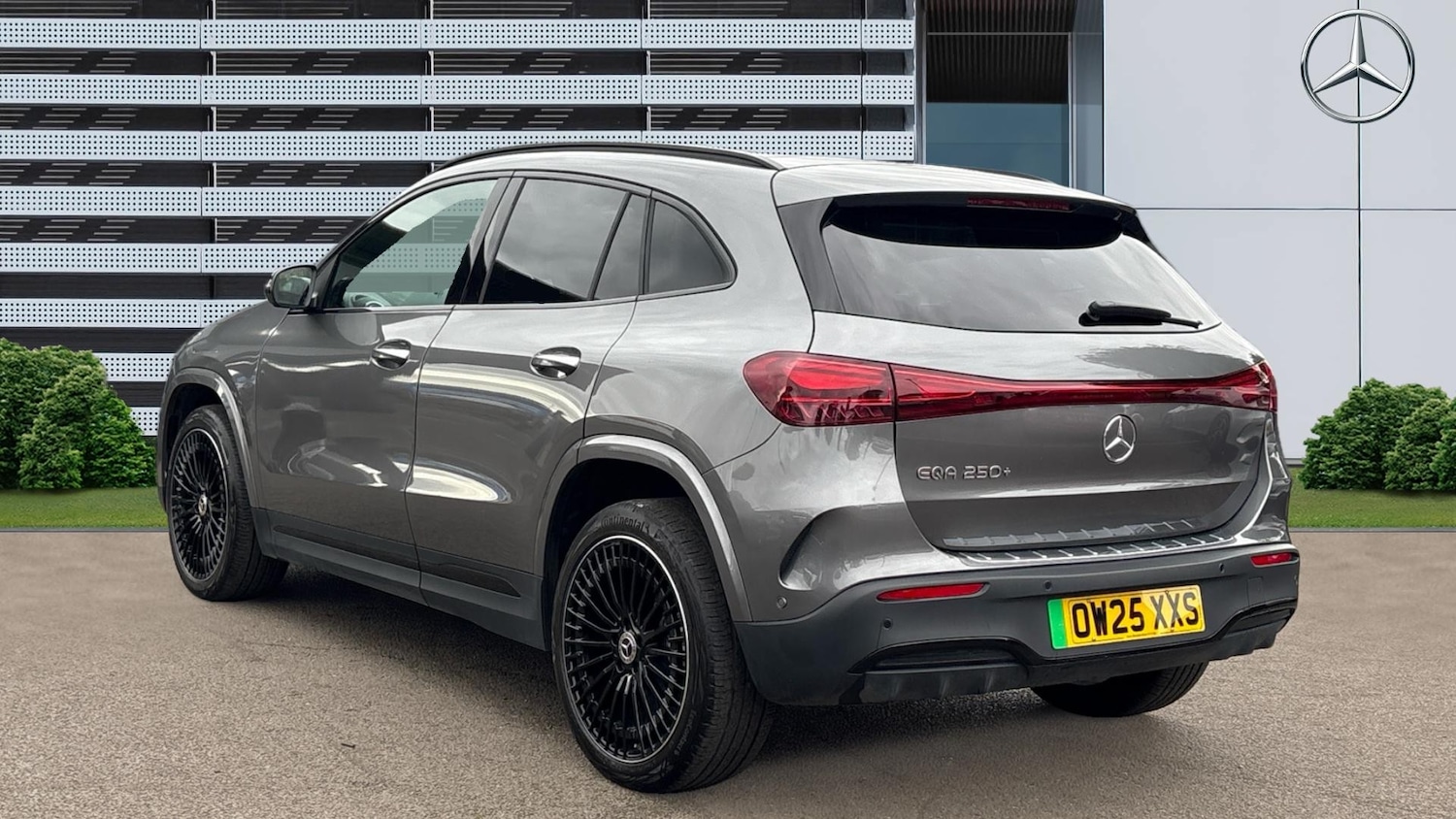 Used Mercedes-Benz EQA 2025 for sale - 76329905: Photo 2