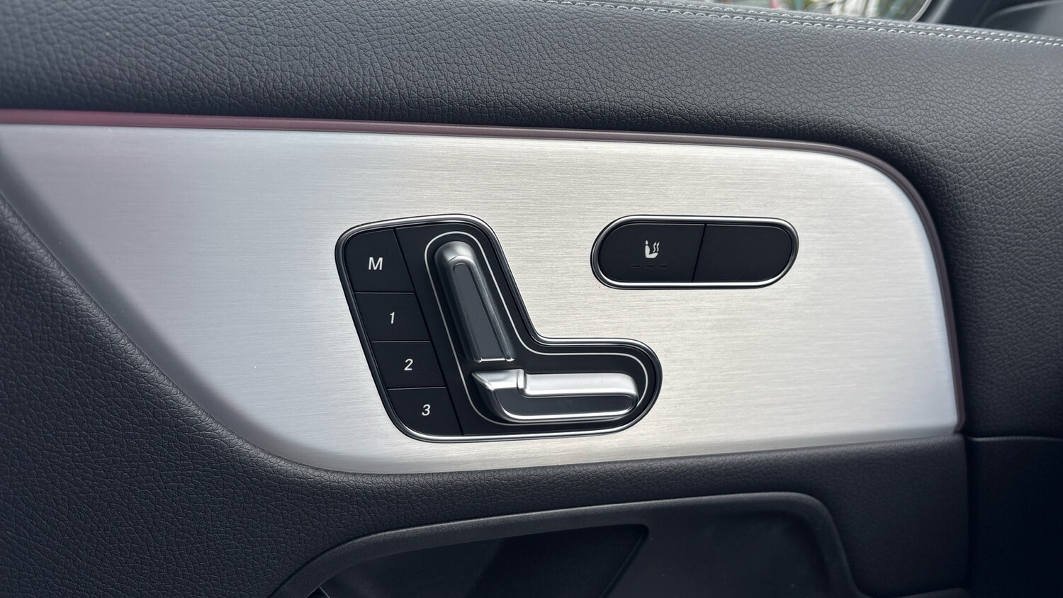 Used Mercedes-Benz EQA 2025 for sale - 76329905: Photo 20