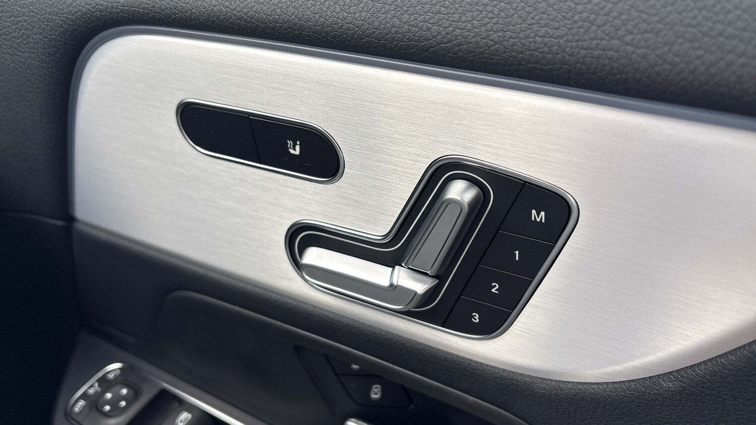 Used Mercedes-Benz EQA 2025 for sale - 76329905: Photo 23