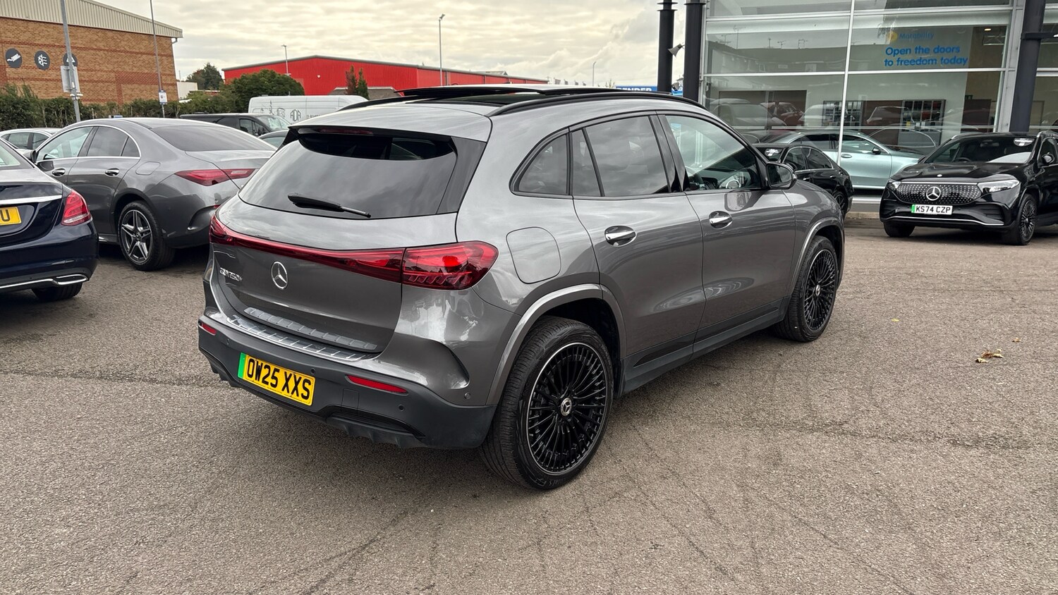 Used Mercedes-Benz EQA 2025 for sale - 76329905: Photo 42