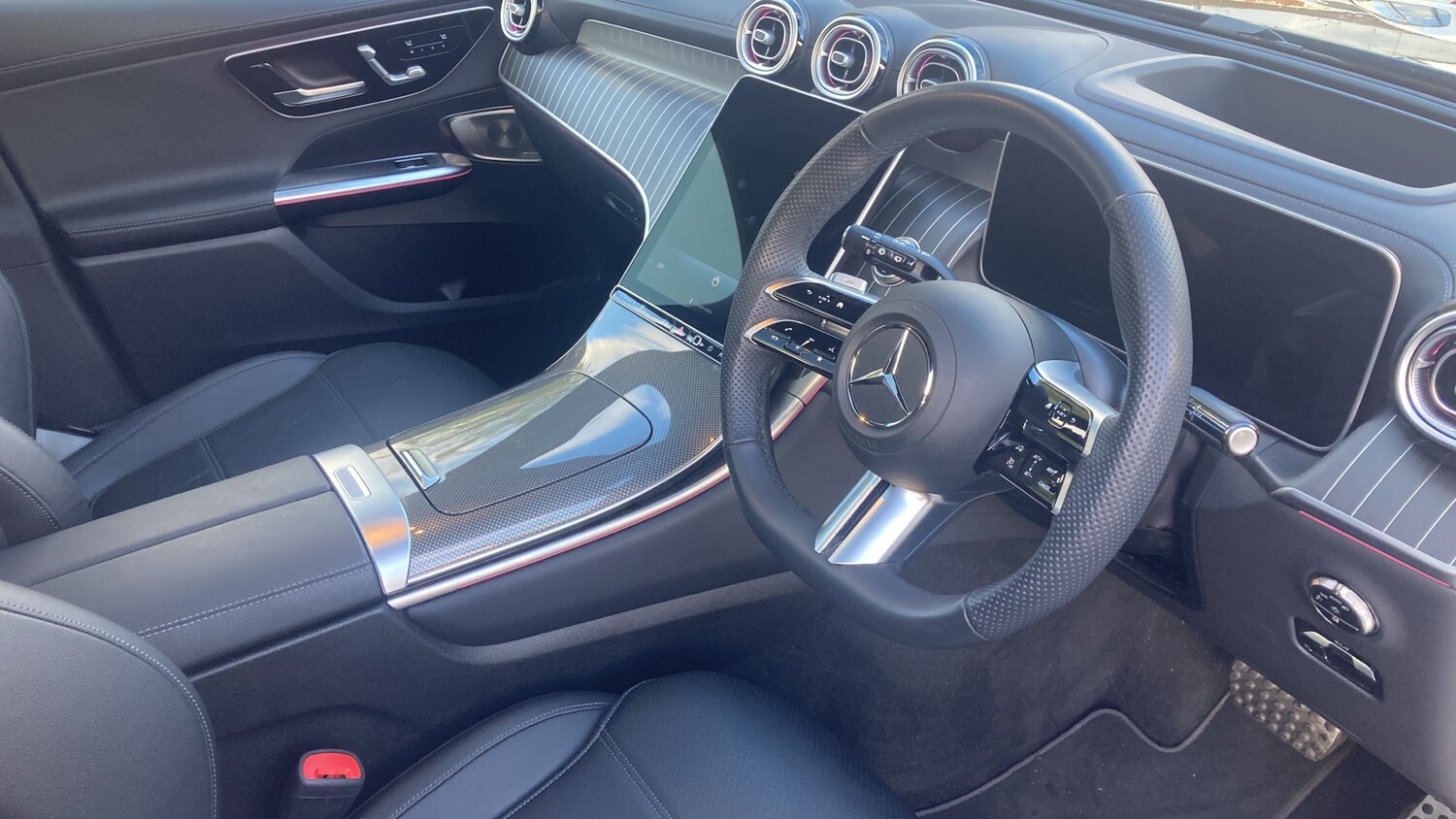 Used Mercedes-Benz GLC 2025 for sale - 76627820: Photo 11