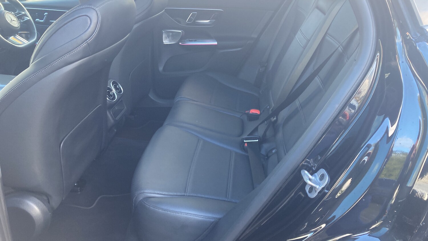 Used Mercedes-Benz GLC 2025 for sale - 76627820: Photo 16