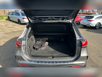 Used Mercedes-Benz EQA 2023 for sale - 77730763: Photo