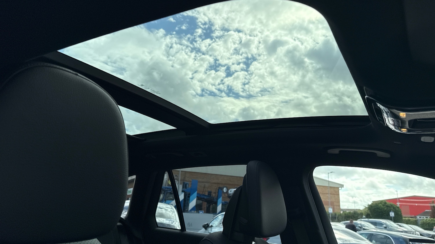 Used Mercedes-Benz GLC 2025 for sale - 76611142: Photo 47