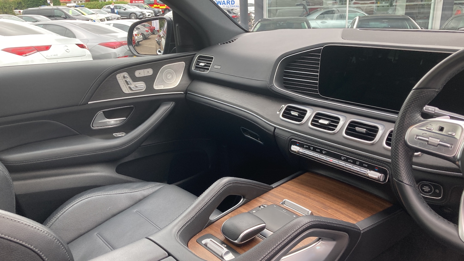 Used Mercedes-Benz GLE 2023 for sale - 76384871: Photo 14